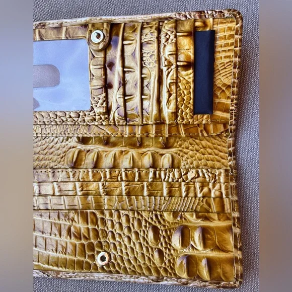 NWT Brahmin Ady in GOLDEN ROD Ombre Melbourne Wallet